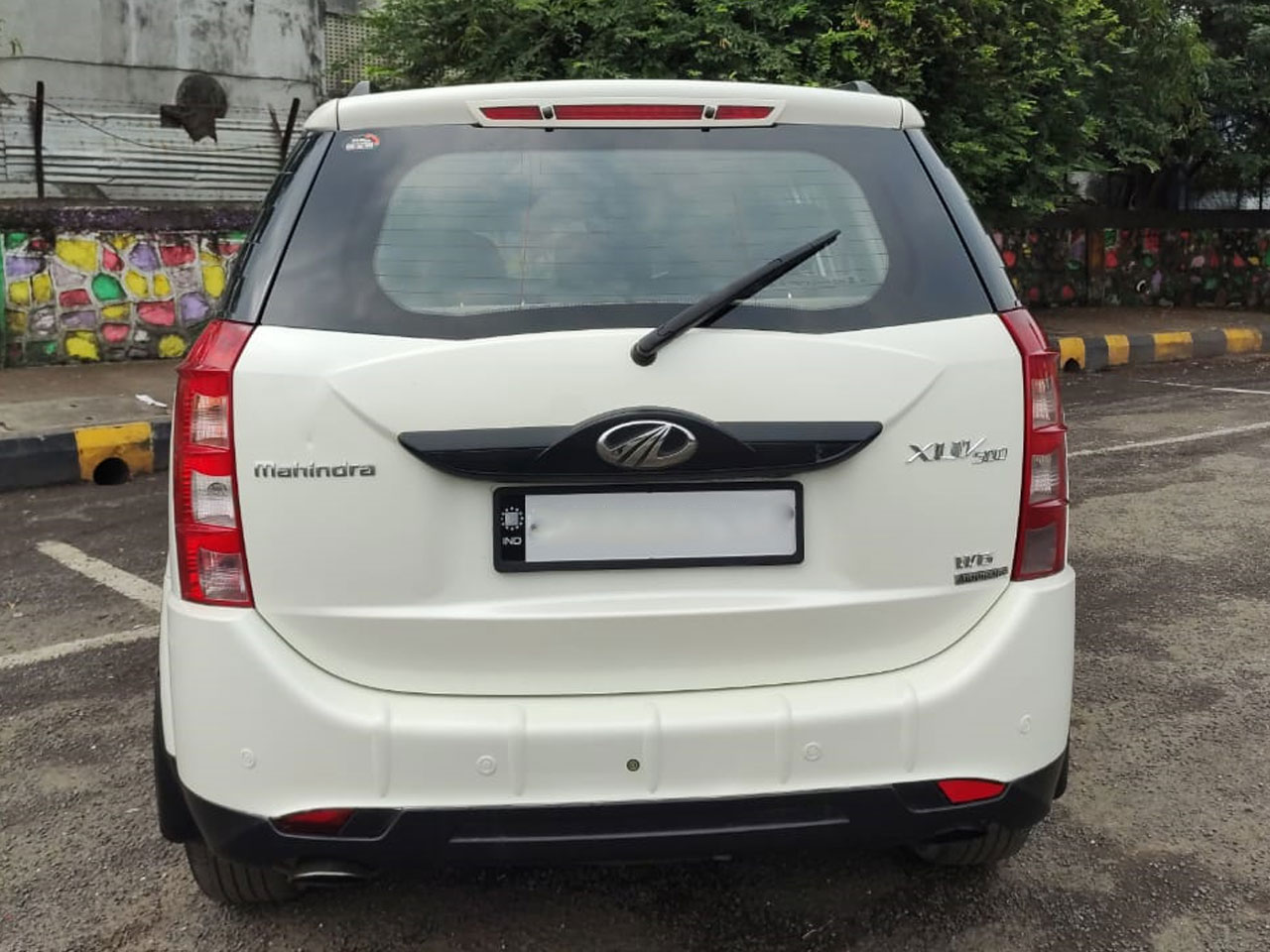 XUV 500 W6 (Automatic)
