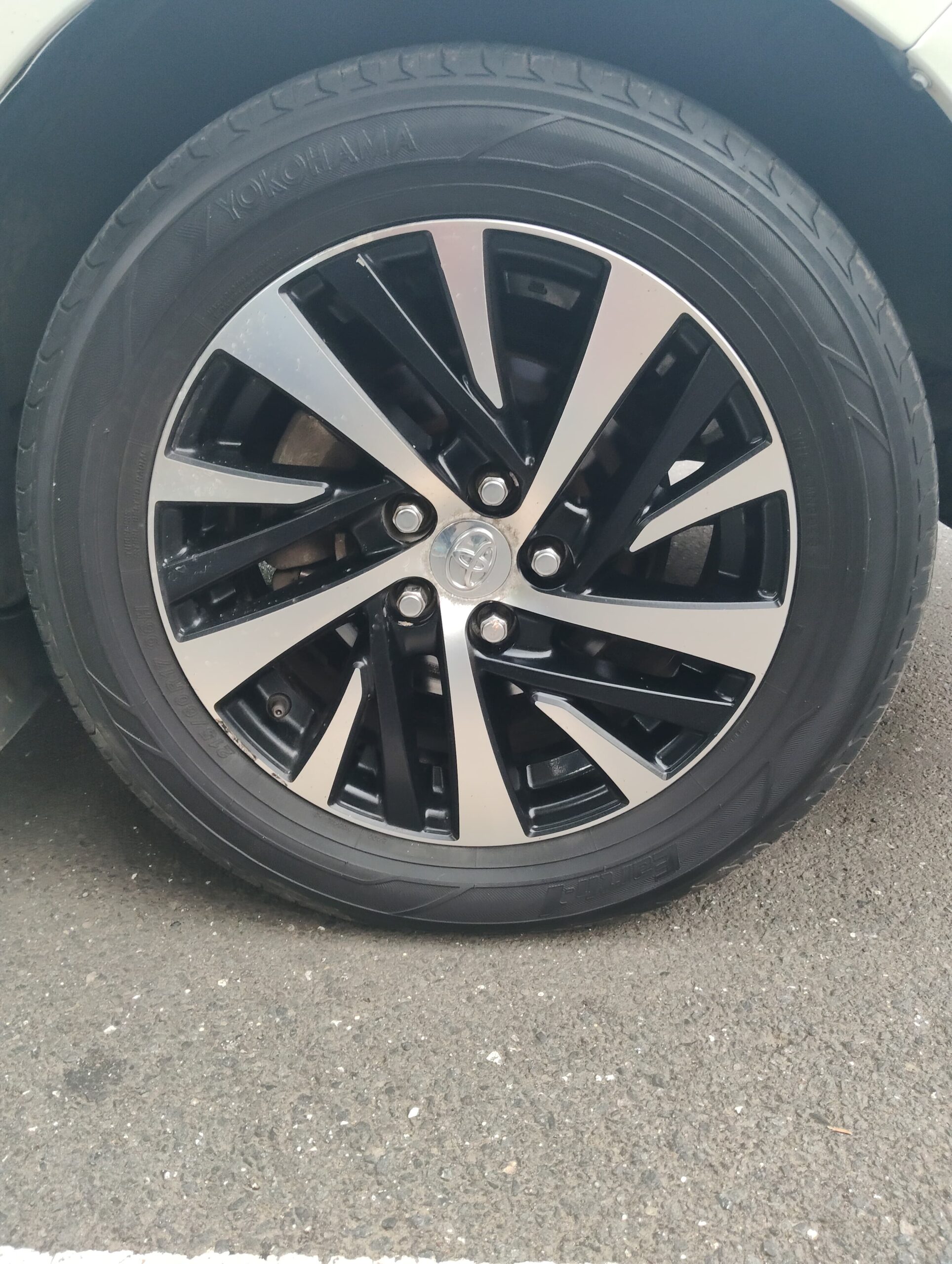 2012 Toyata Innova Crysta