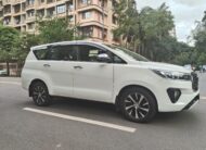 2012 Toyata Innova Crysta