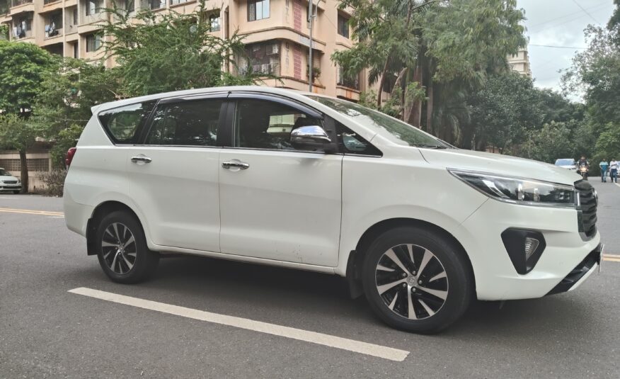 2012 Toyata Innova Crysta