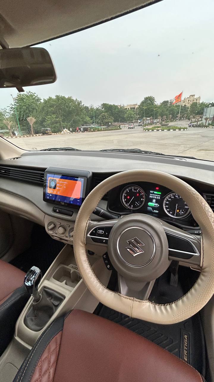 Maruti SUZUKI ERTIGA